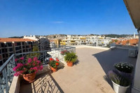 Propriété à vendre à Nice, Alpes-Maritimes - 940 000 € - photo n°1