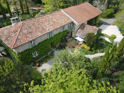 Maison à vendre à Laran, Hautes-Pyrénées, Midi-Pyrénées, avec Leggett Immobilier