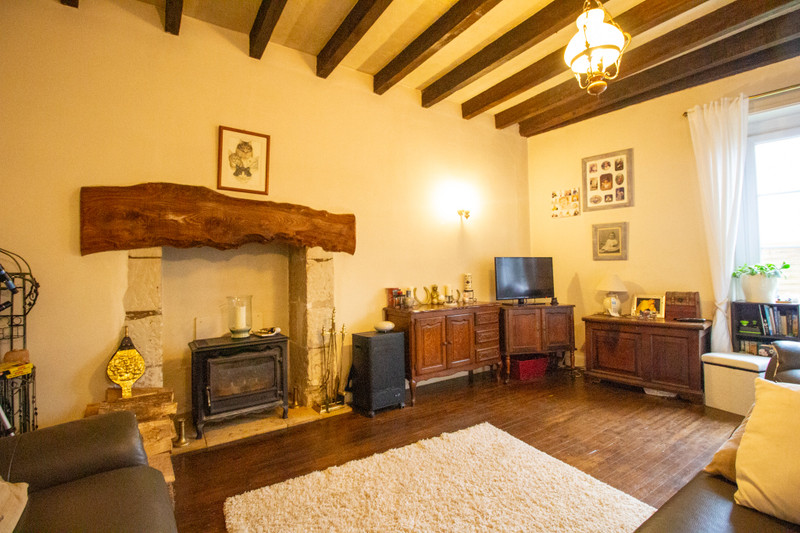 French property for sale in Guesnes, Vienne - €128,400 - photo 4