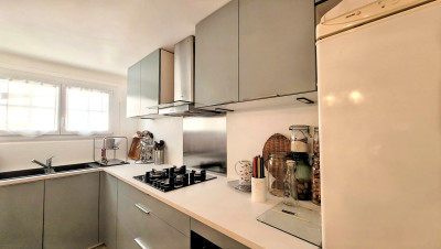 French property for sale in Leucate, Aude - €394,000 - photo 6