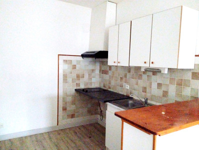 French property for sale in Châlus, Haute-Vienne - €139,000 - photo 3