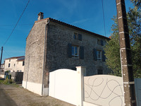 Maison à vendre à Cherveux, Deux-Sèvres - 399.950 € - photo 10