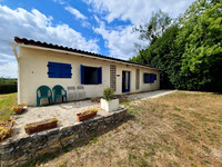 Maison à vendre à Les Adjots, Charente - 129.000 € - photo 2