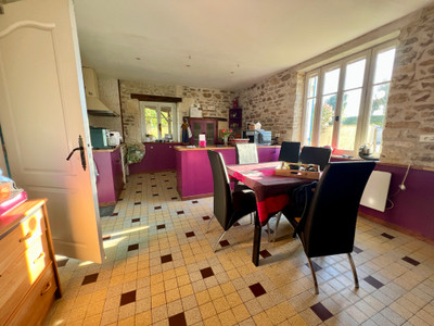 French property for sale in Torxé, Charente-Maritime - €487,600 - photo 4