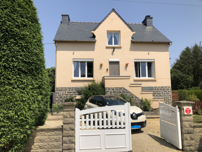 Maison à vendre à Mérillac, Côtes-d'Armor, Bretagne, avec Leggett Immobilier