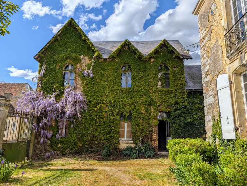 French property for sale in Nogent-le-Bernard, Sarthe - €465,000 - photo 8