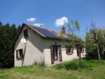 Maison à vendre à Vieillespesse, Cantal, Auvergne, avec Leggett Immobilier