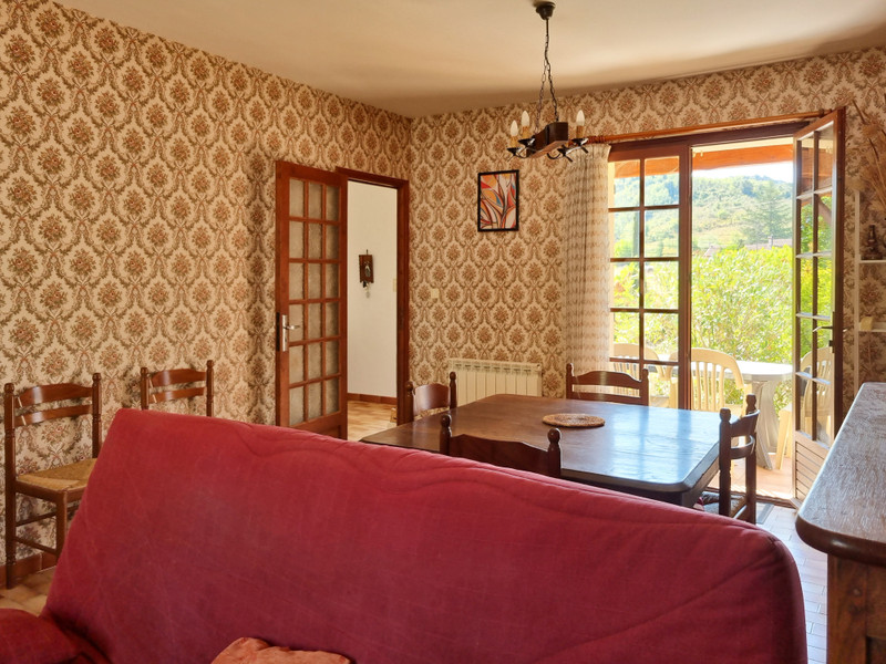 French property for sale in Le Pradal, Hérault - €185,000 - photo 4