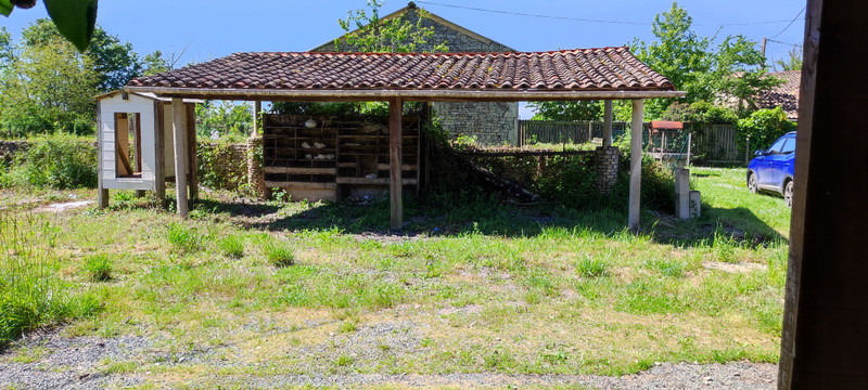 French property for sale in Lezay, Deux-Sèvres - €79,900 - photo 6