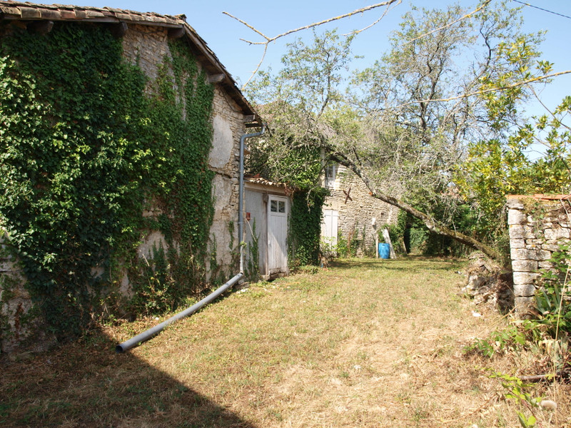 French property for sale in Blanzay, Vienne - photo 3