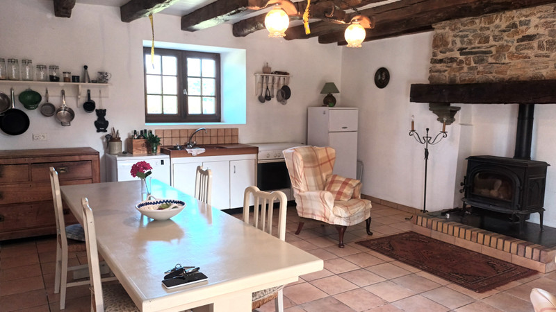 French property for sale in Guilliers, Morbihan - €156,000 - photo 3
