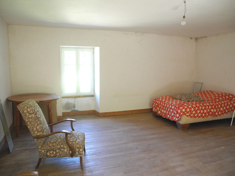 French property for sale in Ciron, Indre - €63,100 - photo 4