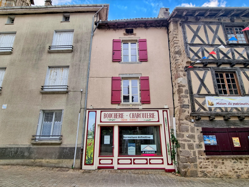 French property for sale in Lesterps, Charente - €59,600 - photo 0