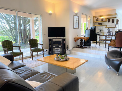 French property for sale in Mansle, Charente - €360,400 - photo 4