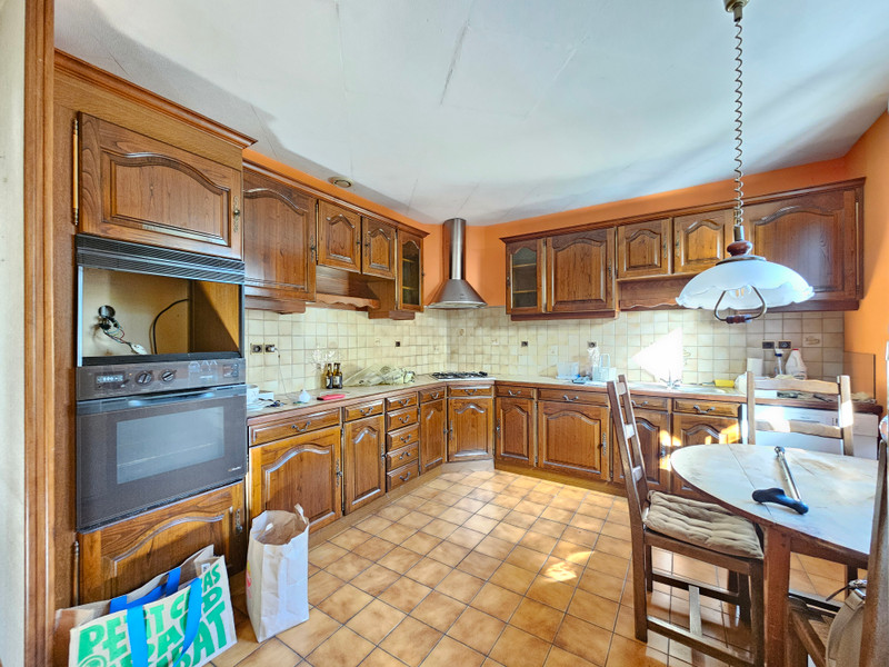 French property for sale in Marzy, Nièvre - €155,000 - photo 2