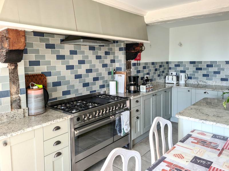 French property for sale in Camprond, Manche - €547,000 - photo 3