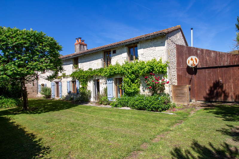 French property for sale in Saires, Vienne - €119,900 - photo 12