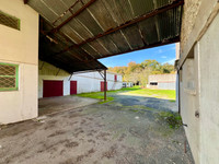 Maison à vendre à Gémozac, Charente-Maritime - 241.999 € - photo 2