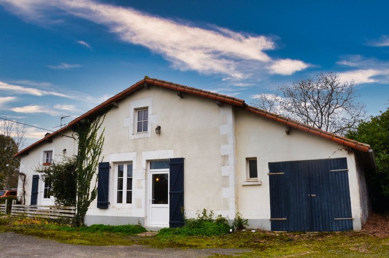 Maison à vendre à Les Forges, Deux-Sèvres - 135 755 € - photo 1