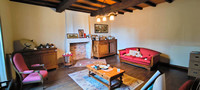 Maison à vendre à Barbezieux-Saint-Hilaire, Charente - 214.000 € - photo 2