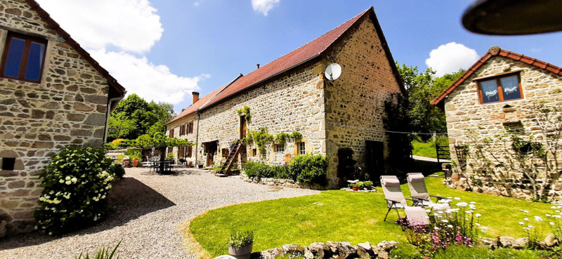 French property for sale in Saint-Gervais-d'Auvergne, Puy-de-Dôme - €495,000 - photo 3