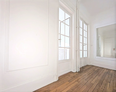 French property for sale in Paris 15e Arrondissement, Paris - €930,000 - photo 4