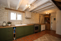 Propriété à vendre à Selles-sur-Nahon, Indre - 110 000 € - photo n°8
