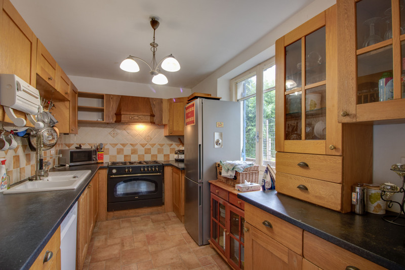 French property for sale in Saint-Saud-Lacoussière, Dordogne - &#8364;334,500 - photo 6