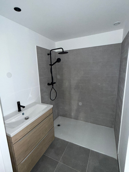 French property for sale in Nice, Alpes-Maritimes - €331,805 - photo 6