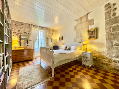 French property for sale in Saint-Rémy-de-Provence, Bouches-du-Rhône - €325,000 - photo 2