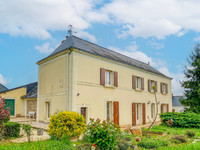 Guest house / gite for sale in Étriché Maine-et-Loire Pays_de_la_Loire