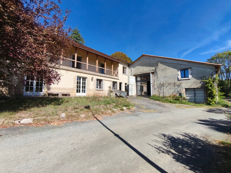 French property for sale in Saint-Martin-le-Pin, Dordogne - €262,150 - photo 0