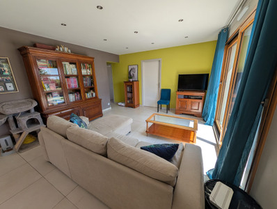 French property for sale in Calanhel, Côtes-d'Armor - €230,000 - photo 8