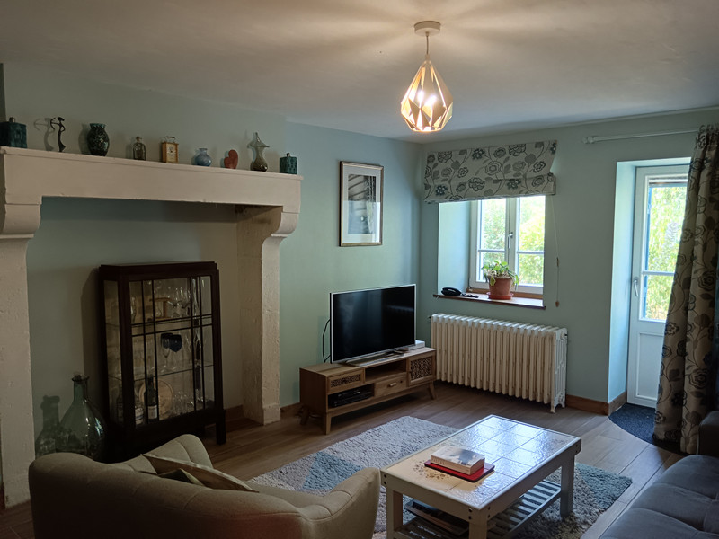 French property for sale in La Chapelle-Bâton, Vienne - €137,340 - photo 4