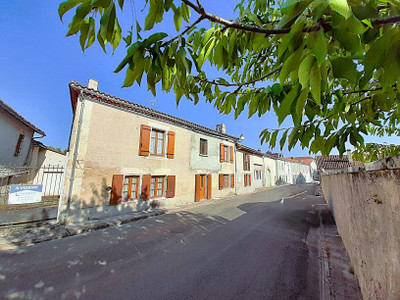 French property for sale in Champagne-et-Fontaine, Dordogne - €105,000 - photo 9