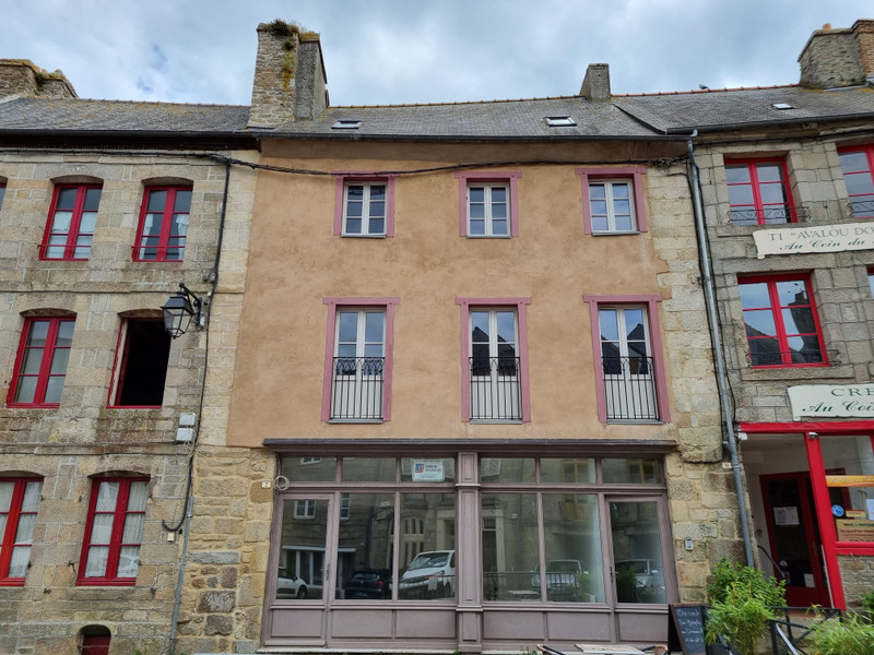 Maison à vendre en Bretagne Côtesd'Armor Moncontour Belle maison en