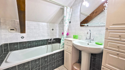Ski property for sale in Alpe d'Huez - €468,000 - photo 9