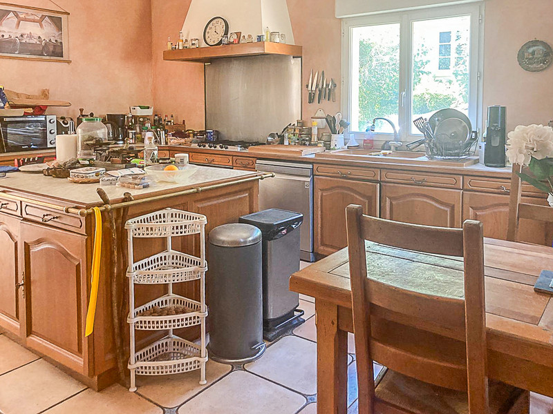 French property for sale in Itteville, Essonne - €1,081,000 - photo 2