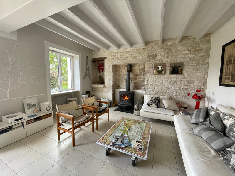 Maison à vendre à Chef-Boutonne, Deux-Sèvres - 267.500 € - photo 1
