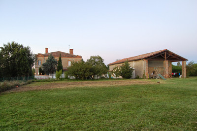 Chateau à vendre à Lévignac, Haute-Garonne, Midi-Pyrénées, avec Leggett Immobilier