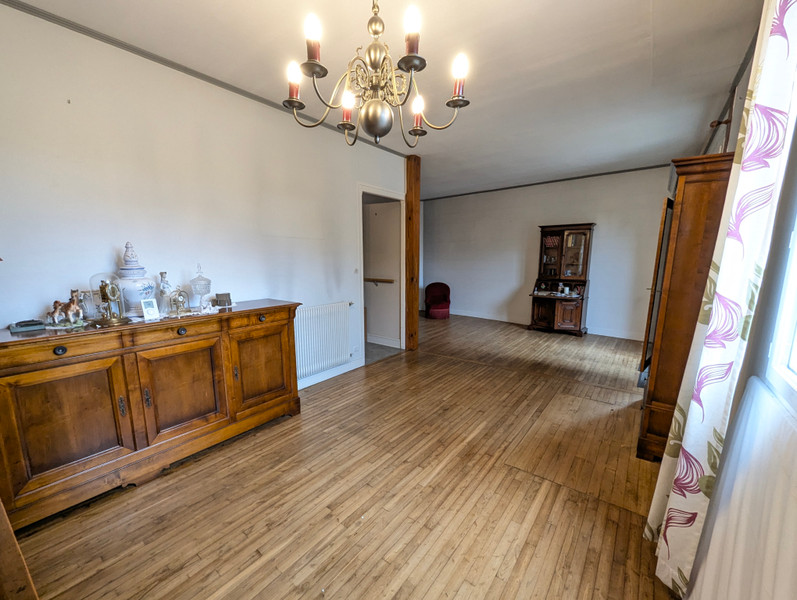 French property for sale in Soyaux, Charente - €201,000 - photo 2
