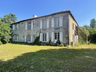 French property for sale in Luchapt, Vienne - €318,000 - photo 3