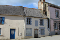 property to renovate for sale in La Trinité-PorhoëtMorbihan Brittany