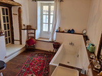 Maison à vendre à Brillac, Charente - 119.900 € - photo 9