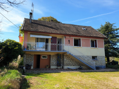 Maison à vendre à Saint-Germain-des-Prés, Dordogne, Aquitaine, avec Leggett Immobilier