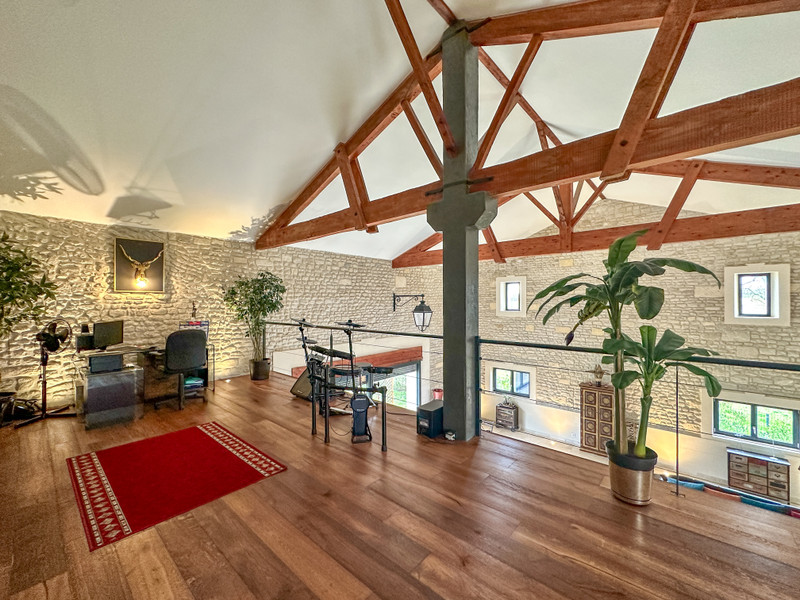 French property for sale in Bresdon, Charente-Maritime - €317,200 - photo 4