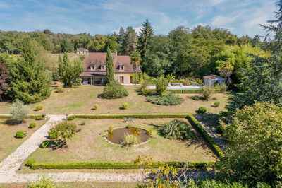 French property for sale in Saint-Léon-sur-Vézère, Dordogne - €540,000 - photo 1