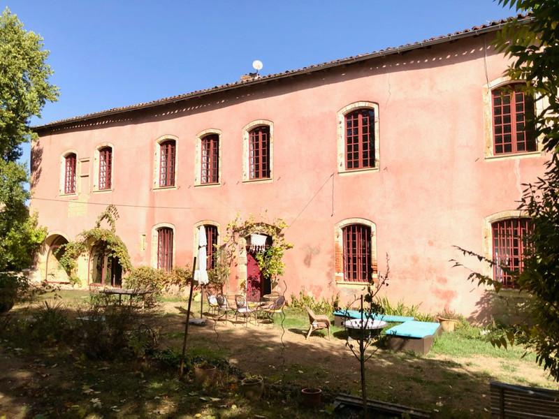 French property for sale in L'Isle-en-Dodon, Haute-Garonne - €655,000 - photo 2