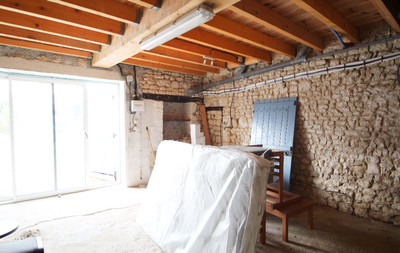 French property for sale in Néré, Charente-Maritime - €100,000 - photo 9