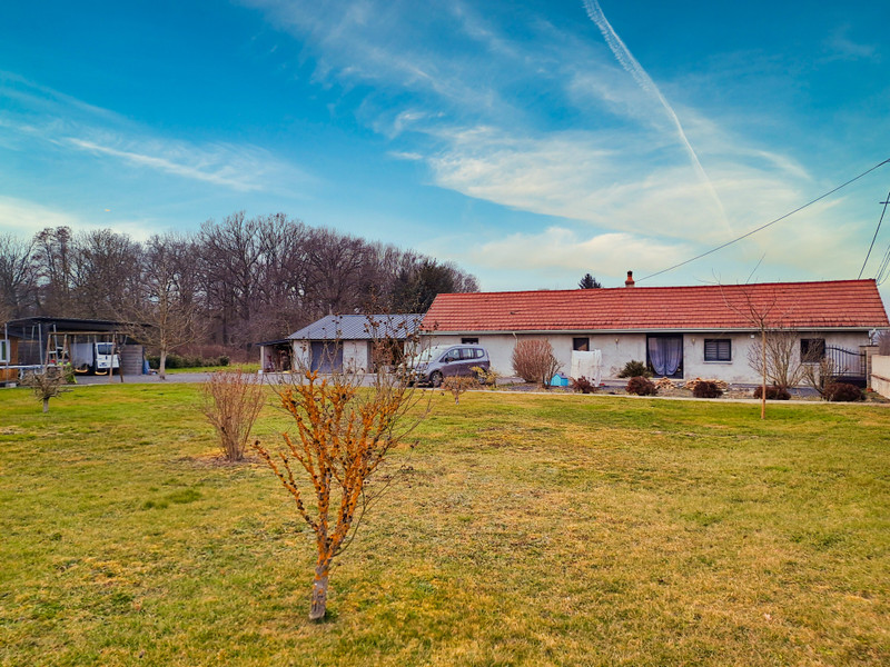 House for sale in SaintMartindesLais Allier Dwelling house